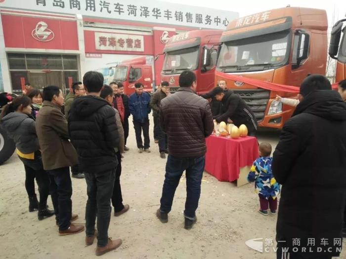 乘龍汽車早開(kāi)工，祝大家狗年大發(fā)！5.jpg